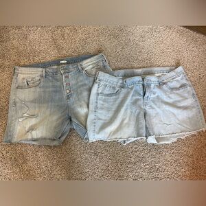Old Navy Women's Jean Shorts size 16. (Lot of 2)